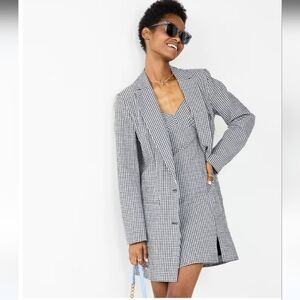 SO Junior's Black and White Houndstooth Blazer